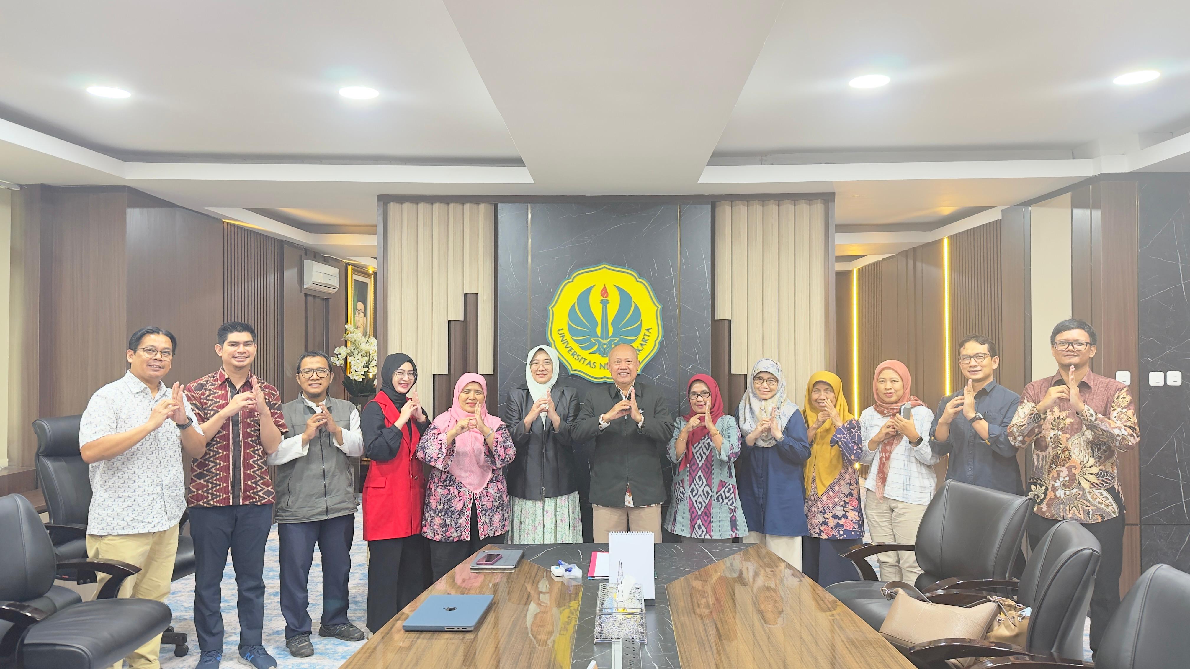 UNJ Kaji Pengembangan Peternakan Sapi