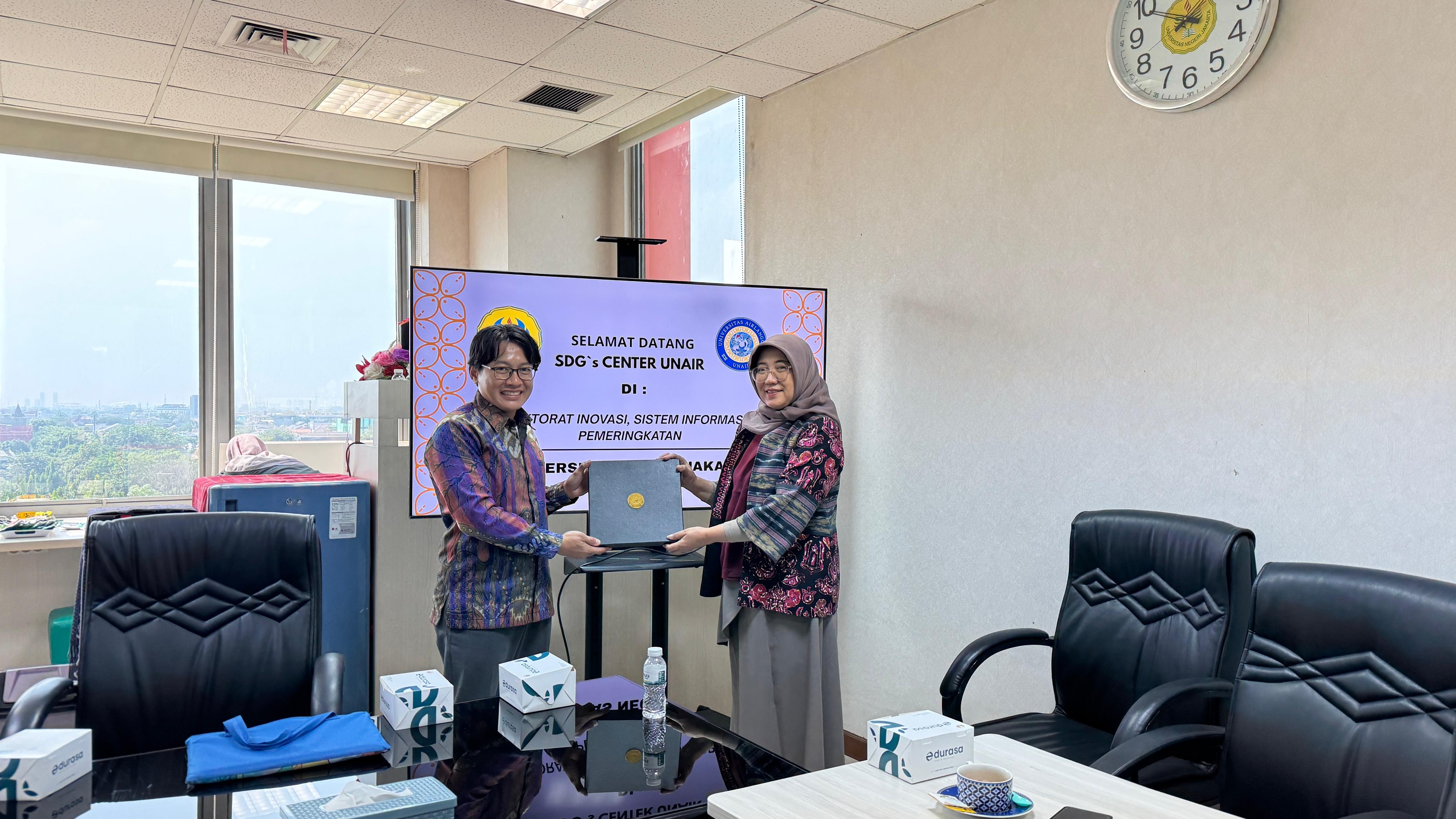 Kunjungan Tim SDGs Center Universitas Airlangga ke Direktorat ISIP UNJ